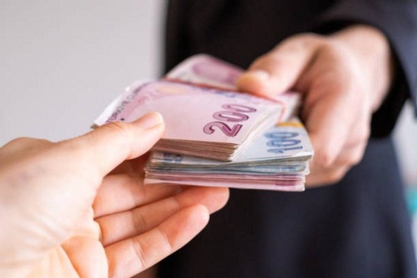 Bayram harçlığı başvurusu nasıl yapılır 500 TL bayram harçlığı var mı? Devlet 500 TL bayram harçlığı veriyor mu? Bayram harçlığı başvurusu nereden yapılır?